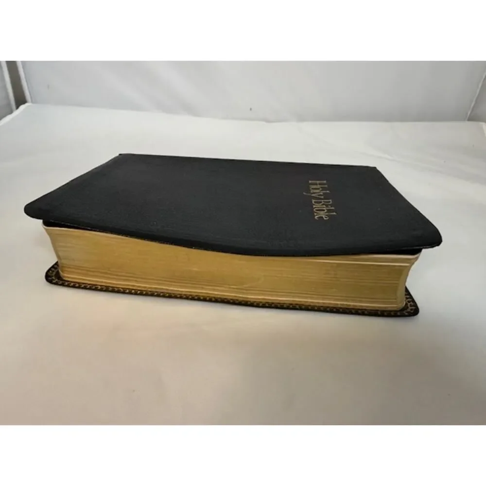 Holy Bible King James Version Nelson 1989 Concordance Red Letter Regency Gold Pg